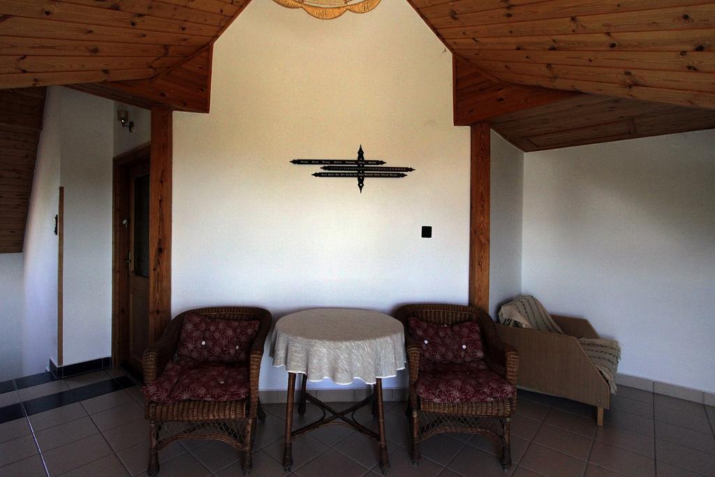 Voeroesko Apartmanhaz Révfülöp Εξωτερικό φωτογραφία