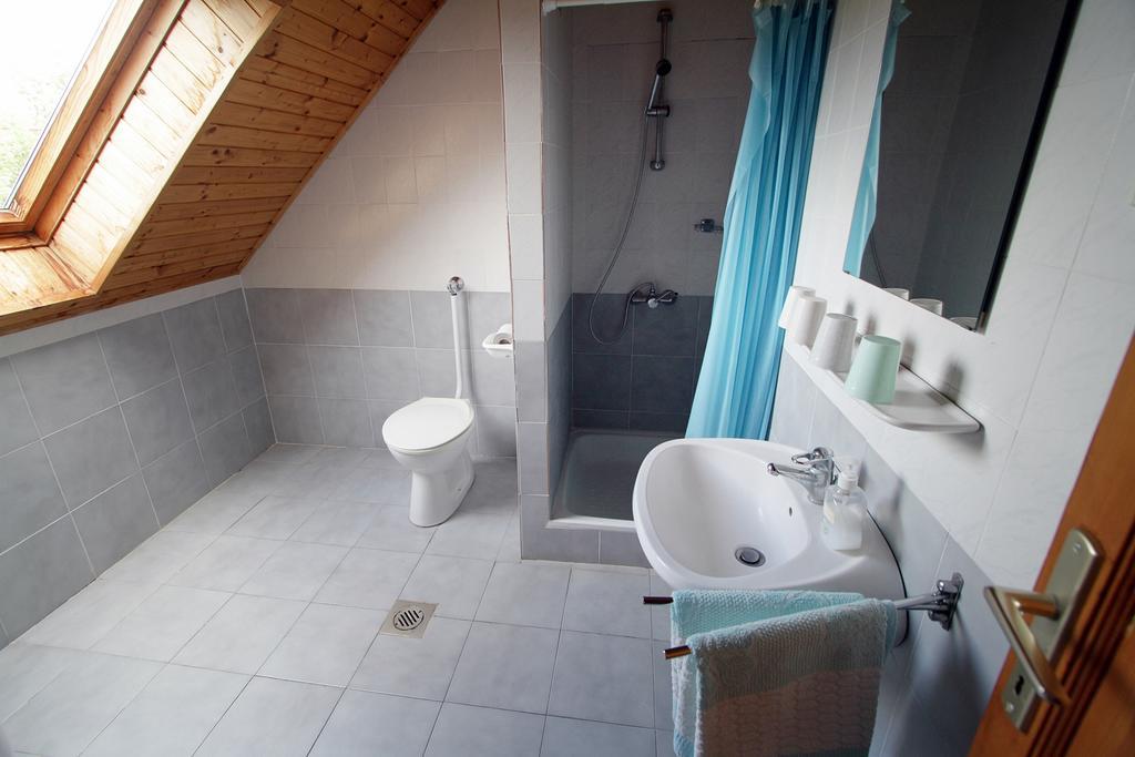 Voeroesko Apartmanhaz Révfülöp Δωμάτιο φωτογραφία